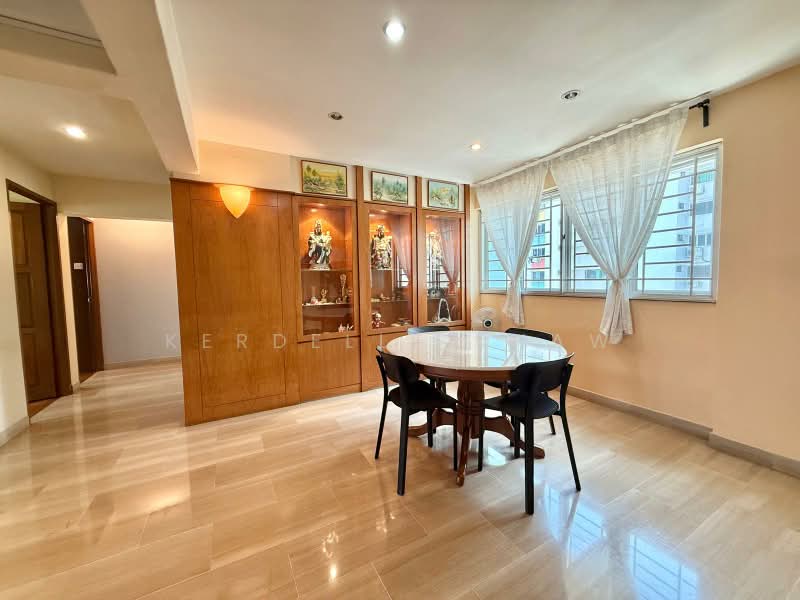 154 Yishun Street 11, 154 Yishun Street 11, 3 Bedrooms, 1,200 sqft, HDB Flat For Rent, by Kerdelle Khaw, 500175112 - Dining Room - PropertyGuru.com.sg