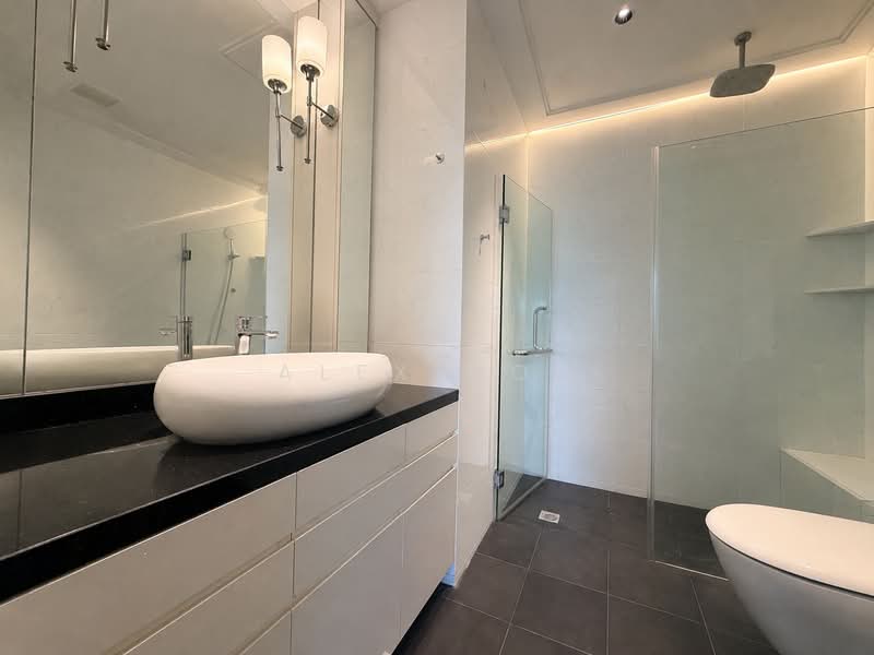 Duchess Crest, 64 Duchess Avenue, 3 Bedrooms, 1,378 sqft, Condominium For Sale, by Alex Goh, 500175136 - Bathroom - PropertyGuru.com.sg