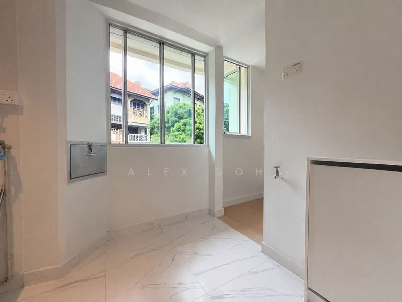 Duchess Crest, 64 Duchess Avenue, 3 Bedrooms, 1,378 sqft, Condominium For Sale, by Alex Goh, 500175136 - Interior - PropertyGuru.com.sg