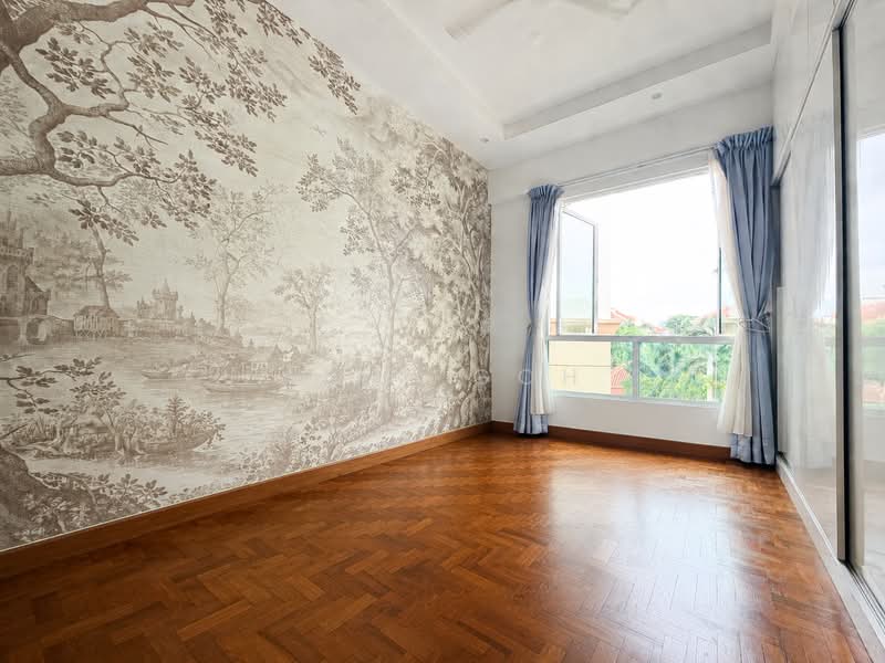 Duchess Crest, 64 Duchess Avenue, 3 Bedrooms, 1,378 sqft, Condominium For Sale, by Alex Goh, 500175136 - Bedroom - PropertyGuru.com.sg