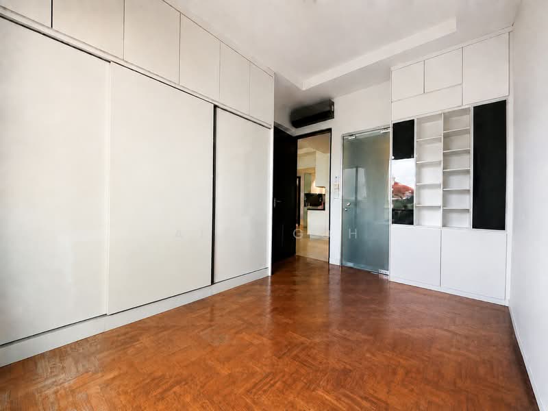 Duchess Crest, 64 Duchess Avenue, 3 Bedrooms, 1,378 sqft, Condominium For Sale, by Alex Goh, 500175136 - Interior - PropertyGuru.com.sg