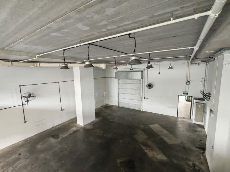 ✅ Carpentry | Car Workshop | Corner ✅, Sembawang. Yishun, 3,900 sqft, Factory / Workshop (B2) For Sale, by Dung Heng Kwan (Dung), 500175138 - Interior - CommercialGuru.com.sg