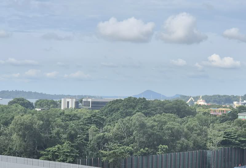 Pasir Ris 8, 8 Pasir Ris Drive 8, 1 Bedroom, 538 sqft, Apartment For Sale, by Lim Weili, 500175143 - Exterior - PropertyGuru.com.sg