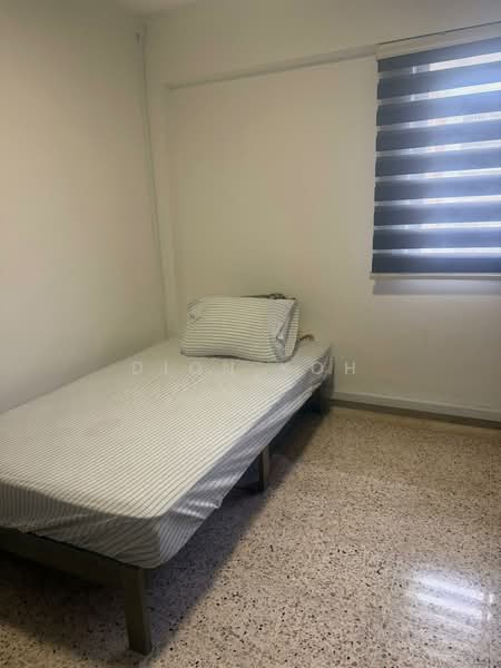 219 Lorong 8 Toa Payoh, 219 Lorong 8 Toa Payoh, Room Rental, 150 sqft, HDB Flat For Rent, by Dion Koh, 500175162 - Bedroom - PropertyGuru.com.sg