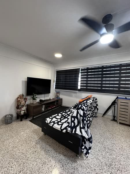 219 Lorong 8 Toa Payoh, 219 Lorong 8 Toa Payoh, Room Rental, 150 sqft, HDB Flat For Rent, by Dion Koh, 500175162 - Living Room - PropertyGuru.com.sg