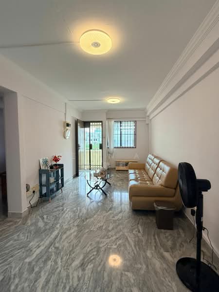 711 Clementi West Street 2, 711 Clementi West Street 2, Room Rental, 120 sqft, HDB Flat For Rent, by Kevin Aw 胡锦胜, 500175163 - Living Room - PropertyGuru.com.sg