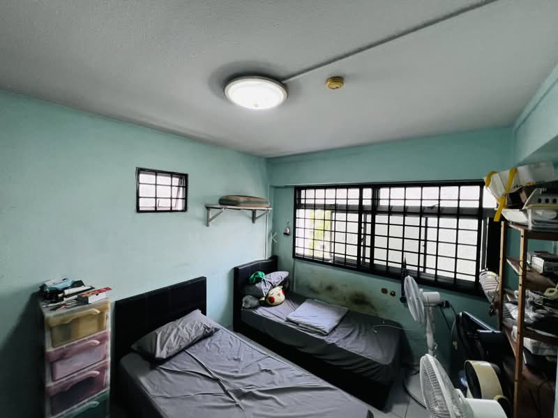 413 Woodlands Street 41, 413 Woodlands Street 41, 3 Bedrooms, 1,302 sqft, HDB Flat For Sale, by Mark Ng, 500175170 - Bedroom - PropertyGuru.com.sg