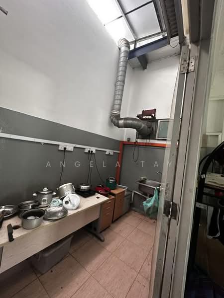 Nordix, 1 Woodlands Industrial Park E2, 7,320 sqft, Factory / Workshop (B2) For Rent, by Angela Tay, 500175173 - Kitchen - CommercialGuru.com.sg