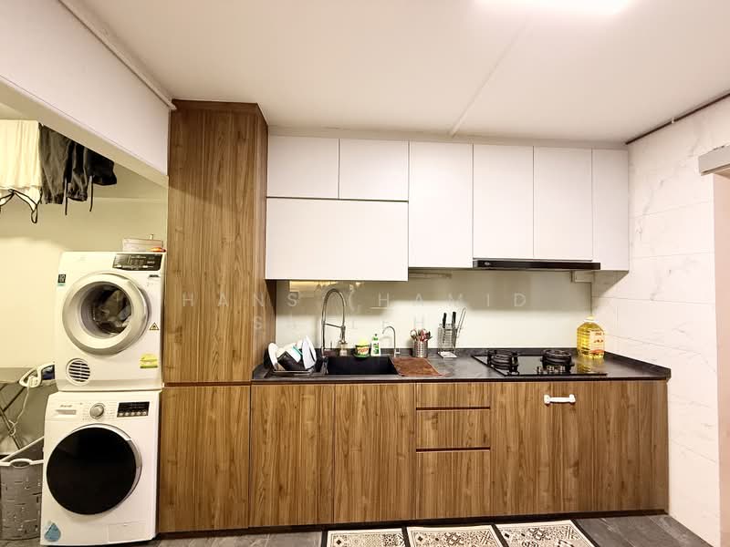 342 Tampines Street 33, 342 Tampines Street 33, 3 Bedrooms, 1,173 sqft, HDB Flat For Rent, by Hans (Hamid Salleh), 500175183 - Kitchen - PropertyGuru.com.sg