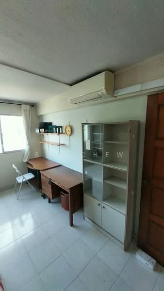 178 Bishan Street 13, 178 Bishan Street 13, Room Rental, 150 sqft, HDB Flat For Rent, by Ben Chew, 500175185 - Study - PropertyGuru.com.sg