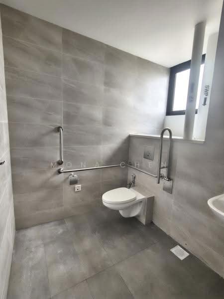 Tampines Connection, 2 Tampines North Drive 4, Pasir Ris / Tampines, 2,045 sqft, Factory / Workshop (B2) For Rent, by Mona Chen, 500175205 - Bathroom - CommercialGuru.com.sg