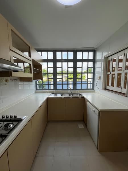 Chancery Grove, 25 Chancery Lane, 4 Bedrooms, 2,013 sqft, Cluster House For Rent, by Gilad Coppersmith, 500175206 - Kitchen - PropertyGuru.com.sg