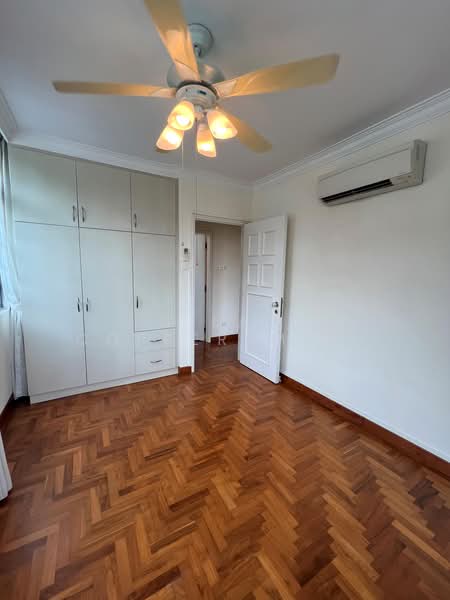Chancery Grove, 25 Chancery Lane, 4 Bedrooms, 2,013 sqft, Cluster House For Rent, by Gilad Coppersmith, 500175206 - Bedroom - PropertyGuru.com.sg