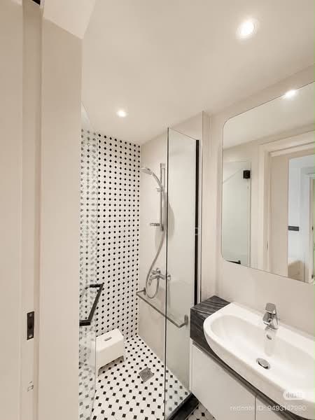 Sophia Hills, 5 Mount Sophia, Studio, 200 sqft, Condominium For Rent, by Sebs Low, 500175207 - Bathroom - PropertyGuru.com.sg