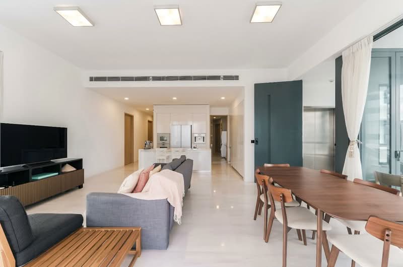 Skyline 360, 68 St. Thomas Walk, 4 Bedrooms, 2,131 sqft, Condominium For Rent, by Mike ., 500175210 - Living Room - PropertyGuru.com.sg