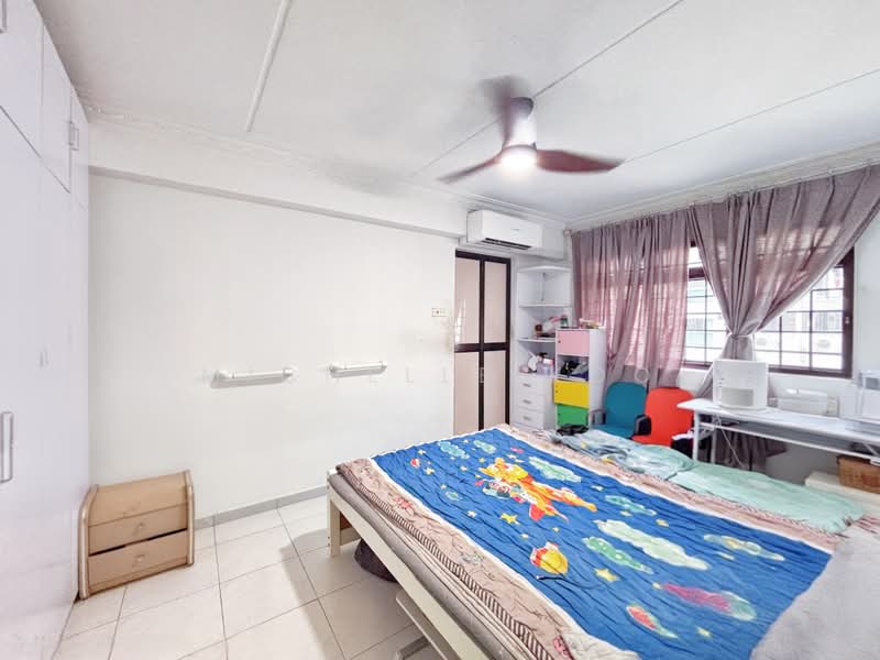 670 Choa Chu Kang Crescent, 670 Choa Chu Kang Crescent, 4 Bedrooms, 1,334 sqft, HDB Flat For Sale, by Michelle Koo, 500175213 - Bedroom - PropertyGuru.com.sg