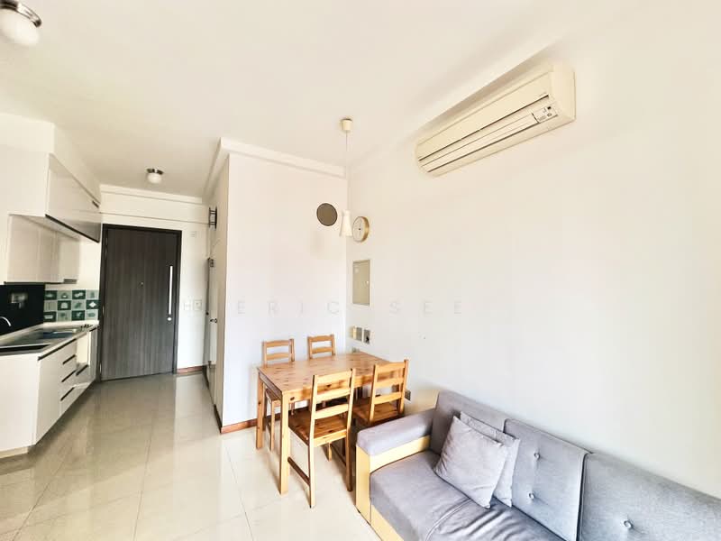 Sims Edge, 1 Geylang East Avenue 2, 2 Bedrooms, 581 sqft, Condominium For Rent, by Eric See, 500175217 - Living Room - PropertyGuru.com.sg