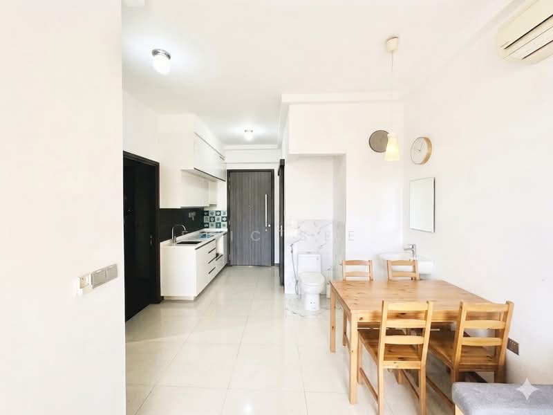 Sims Edge, 1 Geylang East Avenue 2, 2 Bedrooms, 581 sqft, Condominium For Rent, by Eric See, 500175217 - Living Room - PropertyGuru.com.sg