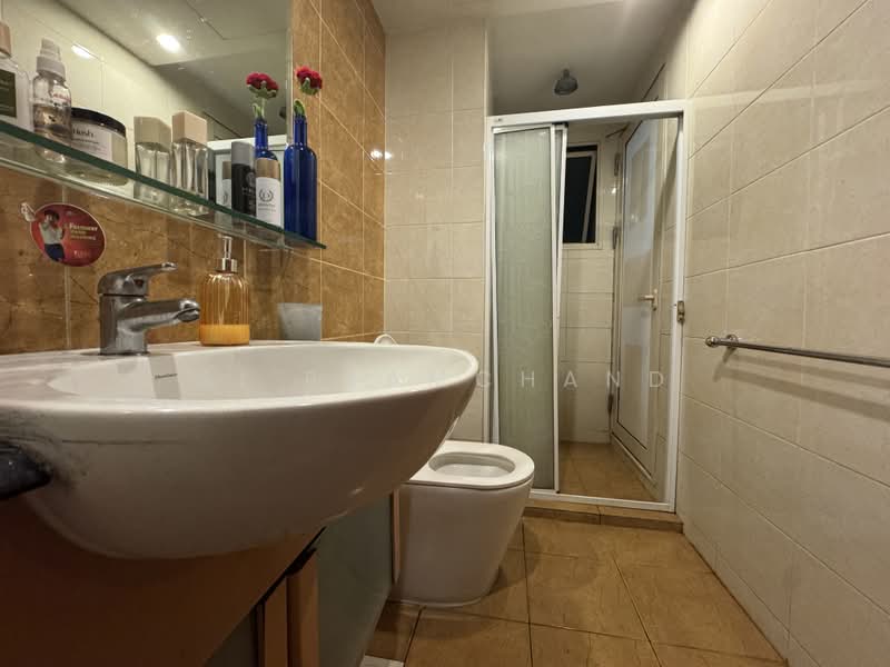 Lilydale, 560 Yishun Ave 6, Room Rental, 120 sqft, Condominium For Rent, by S. Pramchand, 500175227 - Bathroom - PropertyGuru.com.sg