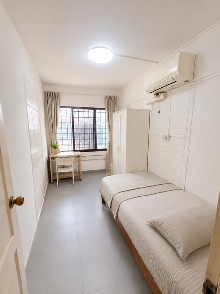 People's Park Complex, 1 Park Road, 8 Bedrooms, 1,604 sqft, Apartment For Sale, by Joel Leong Foo Shun, 500175229 - Bedroom - PropertyGuru.com.sg