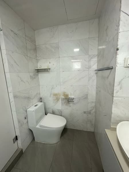 Westwood Park, 78 Westwood Crescent, Room Rental, 150 sqft, Terraced House For Rent, by Chan Teck Wah, 500175232 - Bathroom - PropertyGuru.com.sg