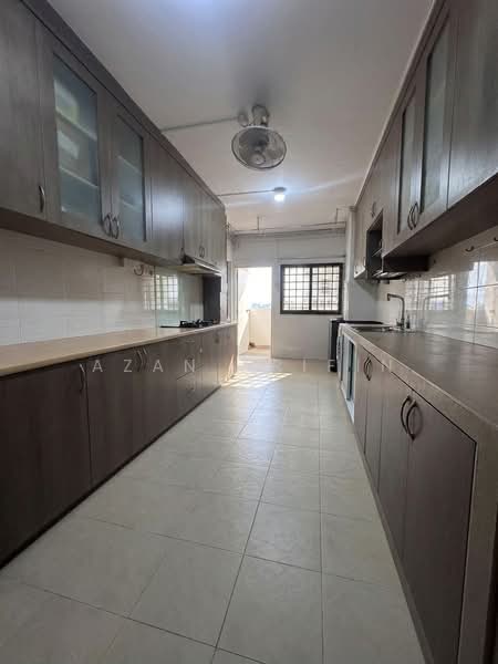 256 Ang Mo Kio Avenue 4, 256 Ang Mo Kio Avenue 4, 2 Bedrooms, 785 sqft, HDB Flat For Sale, by Azan Arifin, 500175246 - Kitchen - PropertyGuru.com.sg