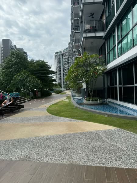 Kingsford Waterbay, 84 Upper Serangoon View, 2 Bedrooms, 689 sqft, Condominium For Sale, by Azan Arifin, 500175247 - Exterior - PropertyGuru.com.sg