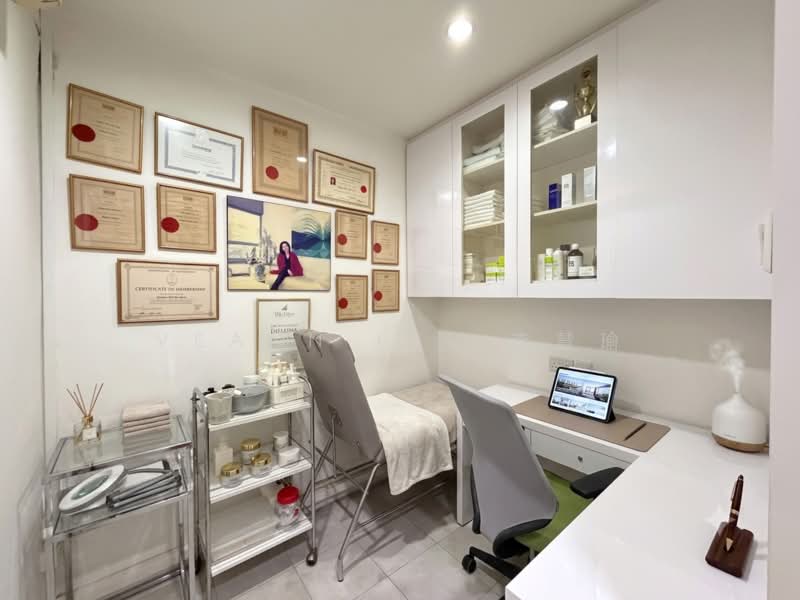 Blk 354 Clementi Avenue 2, Clementi Avenue 2, 300 sqft, Shop / Shophouse For Rent, by Veann Lee 李慧瑜, 500175248 - Interior - CommercialGuru.com.sg