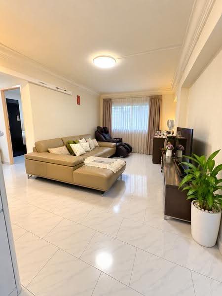455 Sin Ming Avenue, 455 Sin Ming Avenue, Ang Mo Kio / Bishan / Thomson, 3 Bedrooms, 1,130 sqft, HDB Flat For Sale, by Vanessa Ding, 500175257 - Living Room - PropertyGuru.com.sg