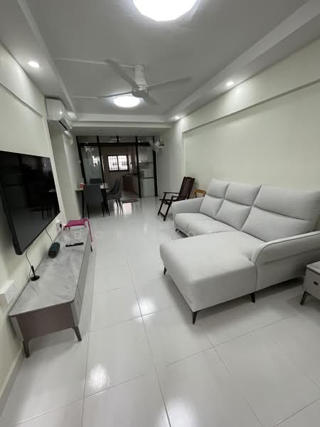 23 Bedok South Avenue 1, 23 Bedok South Avenue 1, Room Rental, 140 sqft, HDB Flat For Rent, by Doris Ong, 500175261 - Living Room - PropertyGuru.com.sg