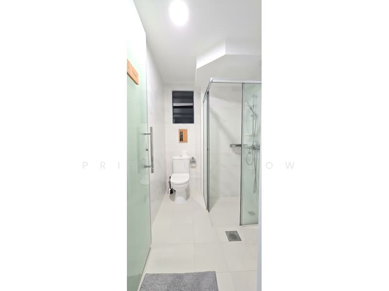 Westcove Condo, 10 West Coast Crescent, Room Rental, 100 sqft, Condominium For Rent, by Priscilla Low, 500175275 - Bathroom - PropertyGuru.com.sg