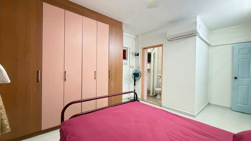 842C Tampines Street 82, 842C Tampines Street 82, 4 Bedrooms, 1,420 sqft, HDB Flat For Sale, by James Yeo, 500175308 - Bedroom - PropertyGuru.com.sg