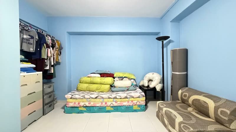 842C Tampines Street 82, 842C Tampines Street 82, 4 Bedrooms, 1,420 sqft, HDB Flat For Sale, by James Yeo, 500175308 - Bedroom - PropertyGuru.com.sg