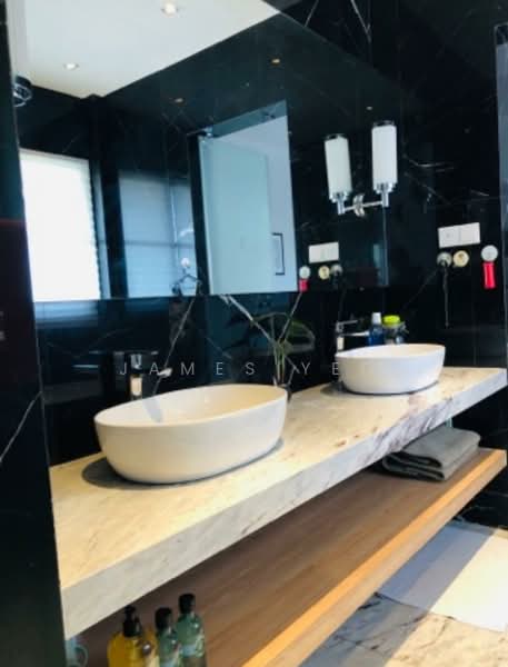 Grande Vista, 4 Cactus Drive, 3 Bedrooms, 2,024 sqft, Condominium For Rent, by James Yeo, 500175319 - Bathroom - PropertyGuru.com.sg
