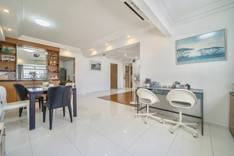 706 Pasir Ris Drive 10, 706 Pasir Ris Drive 10, 3 Bedrooms, 1,356 sqft, HDB Flat For Sale, by Caleb Peh, 500175320 - Dining Room - PropertyGuru.com.sg