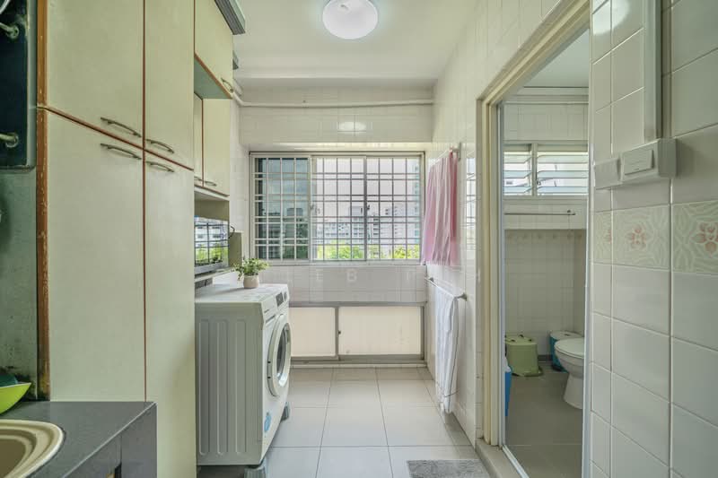 706 Pasir Ris Drive 10, 706 Pasir Ris Drive 10, 3 Bedrooms, 1,356 sqft, HDB Flat For Sale, by Caleb Peh, 500175320 - Kitchen - PropertyGuru.com.sg