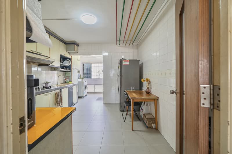 706 Pasir Ris Drive 10, 706 Pasir Ris Drive 10, 3 Bedrooms, 1,356 sqft, HDB Flat For Sale, by Caleb Peh, 500175320 - Kitchen - PropertyGuru.com.sg