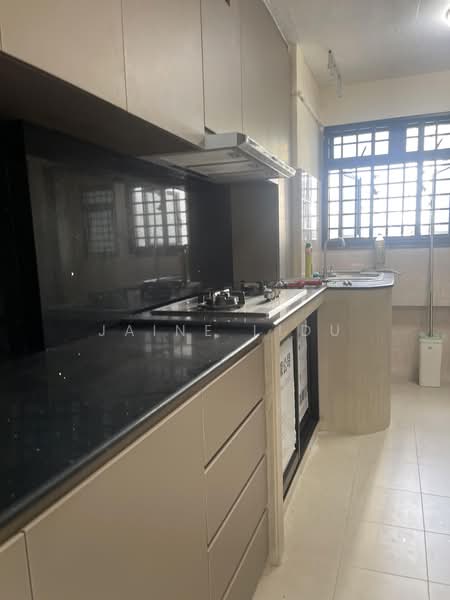 44 Sims Drive, 44 Sims Drive, Room Rental, 190 sqft, HDB Flat For Rent, by Jaine Lidu, 500175325 - Kitchen - PropertyGuru.com.sg