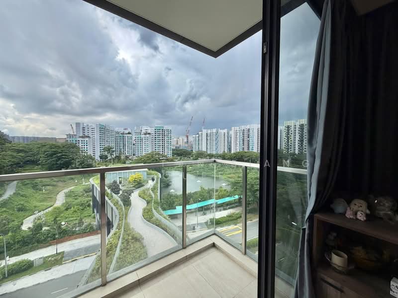 The Woodleigh Residences, 33 Bidadari Park Drive, 4 Bedrooms, 1,270 sqft, Apartment For Sale, by Eric Tan Siang Quee, 500175346 - Balcony - PropertyGuru.com.sg