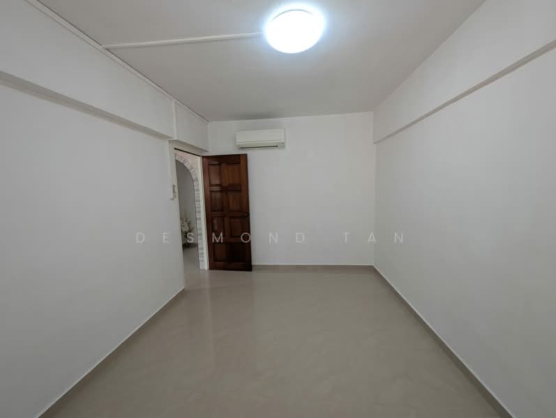 250 Tampines Street 21, 250 Tampines Street 21, 2 Bedrooms, 796 sqft, HDB Flat For Sale, by Desmond Tan, 500175348 - PropertyGuru.com.sg