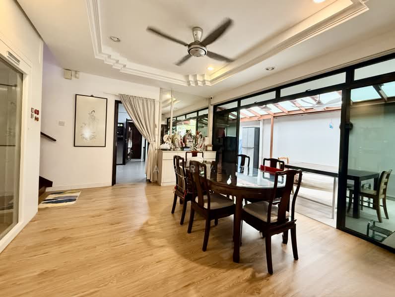 Corner Terrace w Lift @ Phillips Avenue • Kovan MRT ★Eminence Landed★, Sandilands Road, Rosyth Road, Phillips Ave, Kovan MRT, 6 Bedrooms, 4,200 sqft, Corner Terrace For Sale, by Clarry Au, 500175366 - Dining Room - PropertyGuru.com.sg