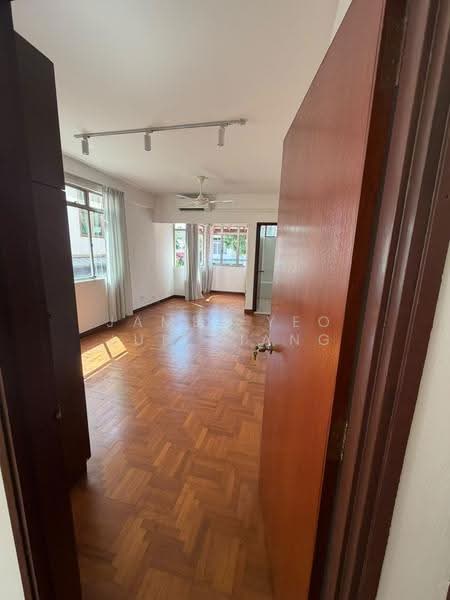 [D10] PRINCESS OF WALES SEMI-DETACHED FOR RENT !, Tanglin / Holland / Bukit Timah, 6 Bedrooms, 3,000 sqft, Semi-Detached House For Rent, by James Yeo Jun Xiang, 500175368 - Living Room - PropertyGuru.com.sg