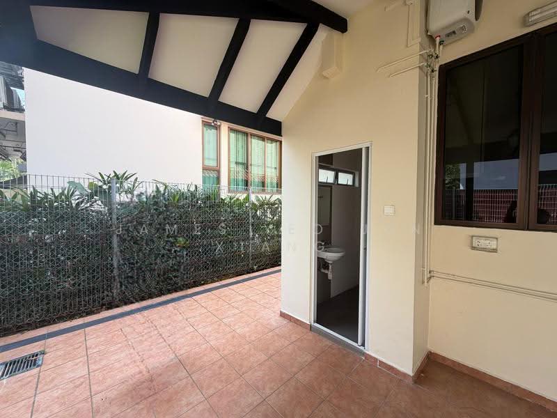 [D10] PRINCESS OF WALES SEMI-DETACHED FOR RENT !, Tanglin / Holland / Bukit Timah, 6 Bedrooms, 3,000 sqft, Semi-Detached House For Rent, by James Yeo Jun Xiang, 500175368 - Exterior - PropertyGuru.com.sg