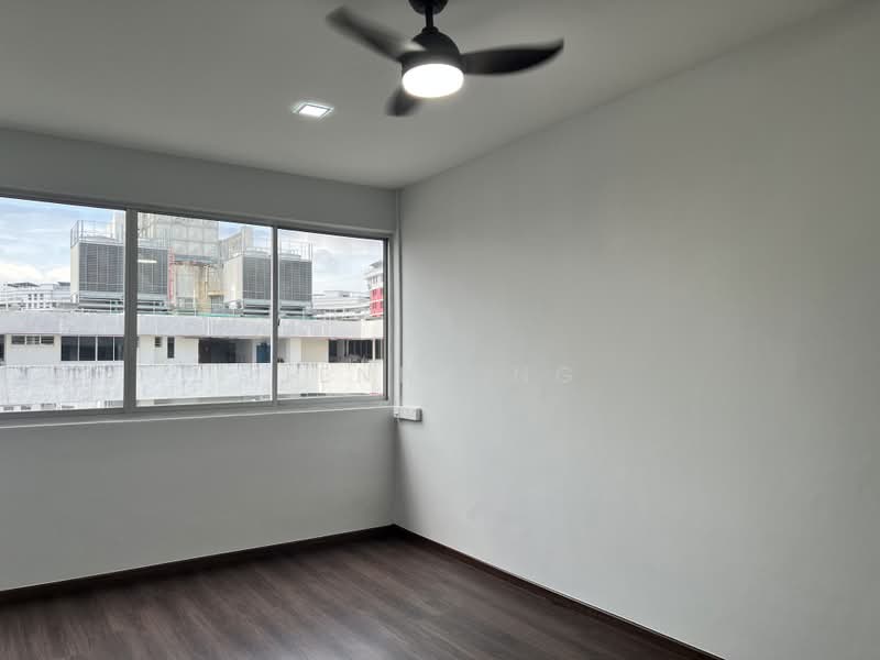 Upper Serangoon Shopping Centre, 756 Upper Serangoon Road, 5 Bedrooms, 1,453 sqft, Apartment For Rent, by Jenny Ng, 500175369 - Common bedroom - PropertyGuru.com.sg