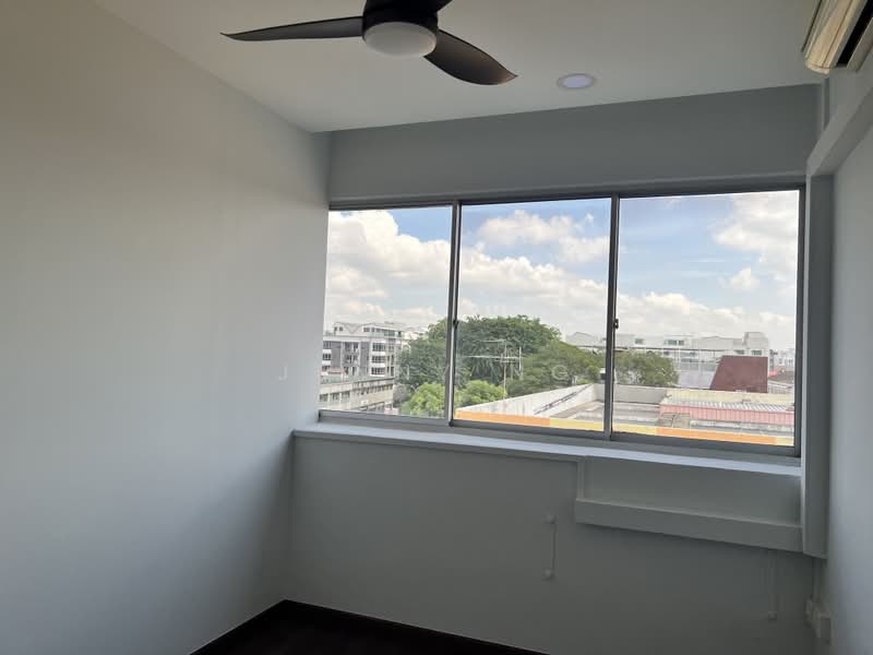 Upper Serangoon Shopping Centre, 756 Upper Serangoon Road, 5 Bedrooms, 1,453 sqft, Apartment For Rent, by Jenny Ng, 500175369 - Common Bedroom - PropertyGuru.com.sg