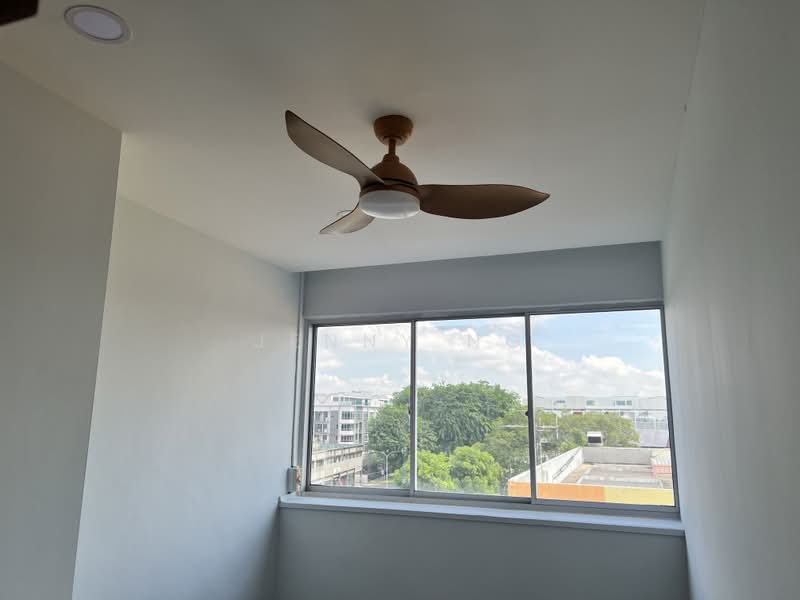 Upper Serangoon Shopping Centre, 756 Upper Serangoon Road, 5 Bedrooms, 1,453 sqft, Apartment For Rent, by Jenny Ng, 500175369 - Living Room - PropertyGuru.com.sg