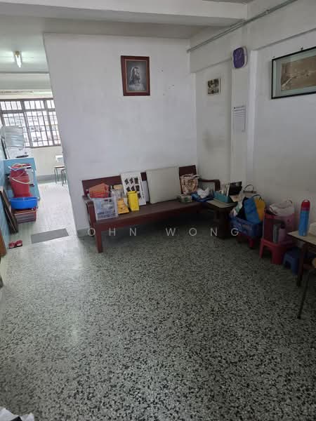62 Circuit Road, 62 Circuit Road, 2 Bedrooms, 721 sqft, HDB Flat For Sale, by John Wong, 500175380 - Living Room - PropertyGuru.com.sg