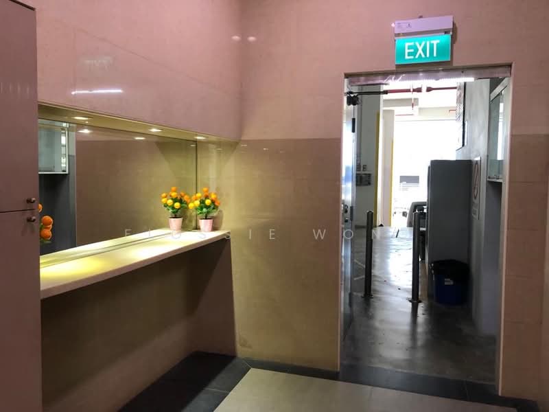 Elite Industrial Building I, 32 Kallang Pudding Road, 1,421 sqft, Light Industrial (B1) For Rent, by Flossie Wong, 500175383 - Entrance - CommercialGuru.com.sg