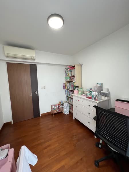 113C McNair Towers, 113C Mcnair Road, 3 Bedrooms, 1,001 sqft, HDB Flat For Sale, by Jean Chua, 500175388 - Study - PropertyGuru.com.sg