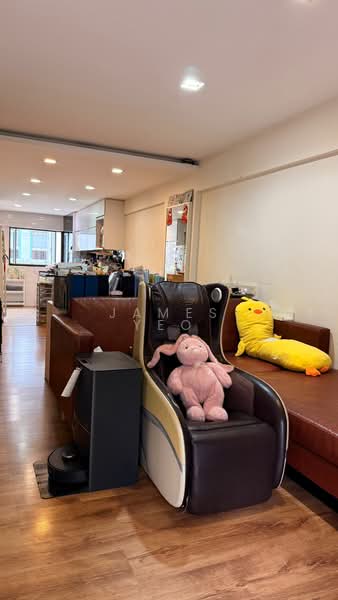 255 Ang Mo Kio Avenue 4, 255 Ang Mo Kio Avenue 4, 2 Bedrooms, 785 sqft, HDB Flat For Sale, by James Yeo, 500175395 - Living Room - PropertyGuru.com.sg